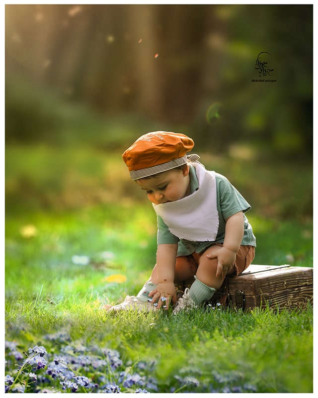 آتلیه کودک مهرداد میرزایی / عکاسی فضای باز در کرج / پاییزی پسرانه / عکس پاییزی پسرانه